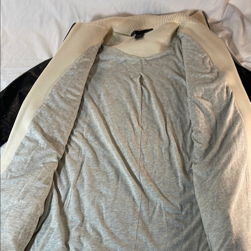 Marc By Marc Jacobs Beautiful Cream and Black Long Boucle Jacket - Picture 11 of 12